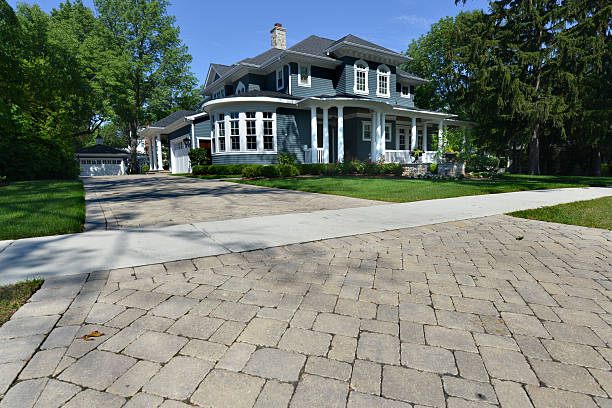 Best Driveway Paving Contractor  in Greencastle, IN